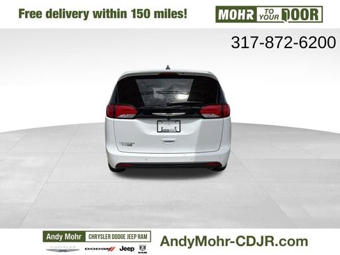 New 2026 Chrysler Voyager LX image 6