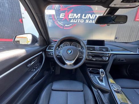 Used 2018 BMW 330i xDrive Sedan AWD/4WD image 22