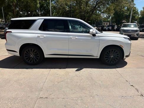 Used 2024 Hyundai Palisade Calligraphy AWD/4WD image 6