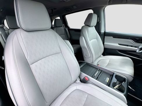 Certified 2024 Honda Odyssey Elite image 36