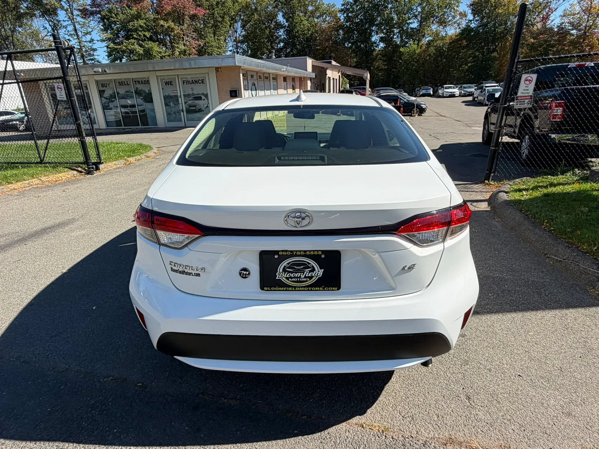 Used 2021 Toyota Corolla LE FWD image 6