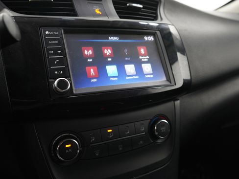 Used 2019 Nissan Sentra S FWD image 25
