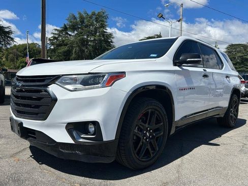 Used 2019 Chevrolet Traverse Premier w/ Redline Edition FWD image 1