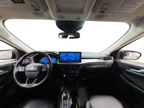 Used 2024 Ford Escape Platinum AWD/4WD image 43