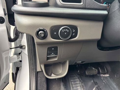 Used 2022 Ford Transit 350 XLT image 19