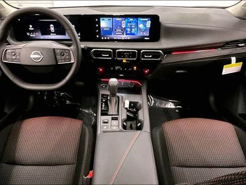 New 2026 Nissan Sentra SR w/ SR All Weather Package FWD image 5
