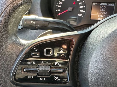 Used 2019 Freightliner Sprinter 3500 image 14