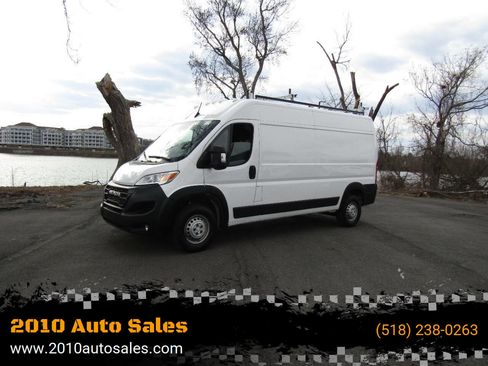 Used 2024 RAM ProMaster 2500 w/ Convenience Group image 1