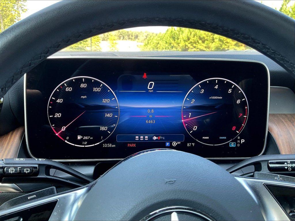 Used 2026 Mercedes-Benz GLC 300 image 15