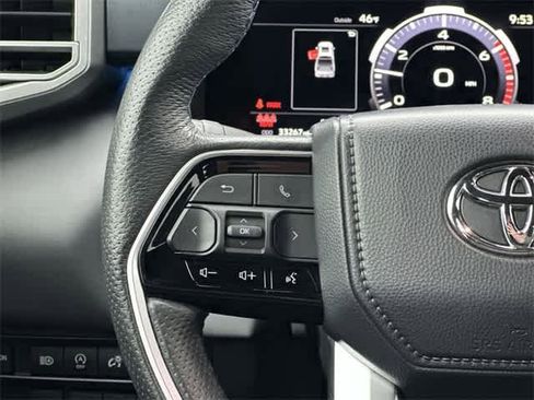 Used 2023 Toyota Tundra Platinum image 9