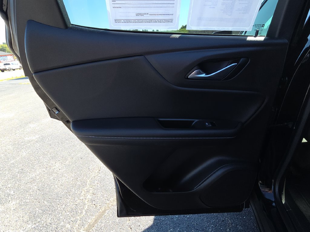 Used 2024 Chevrolet Blazer LT w/ Convenience Package FWD image 26