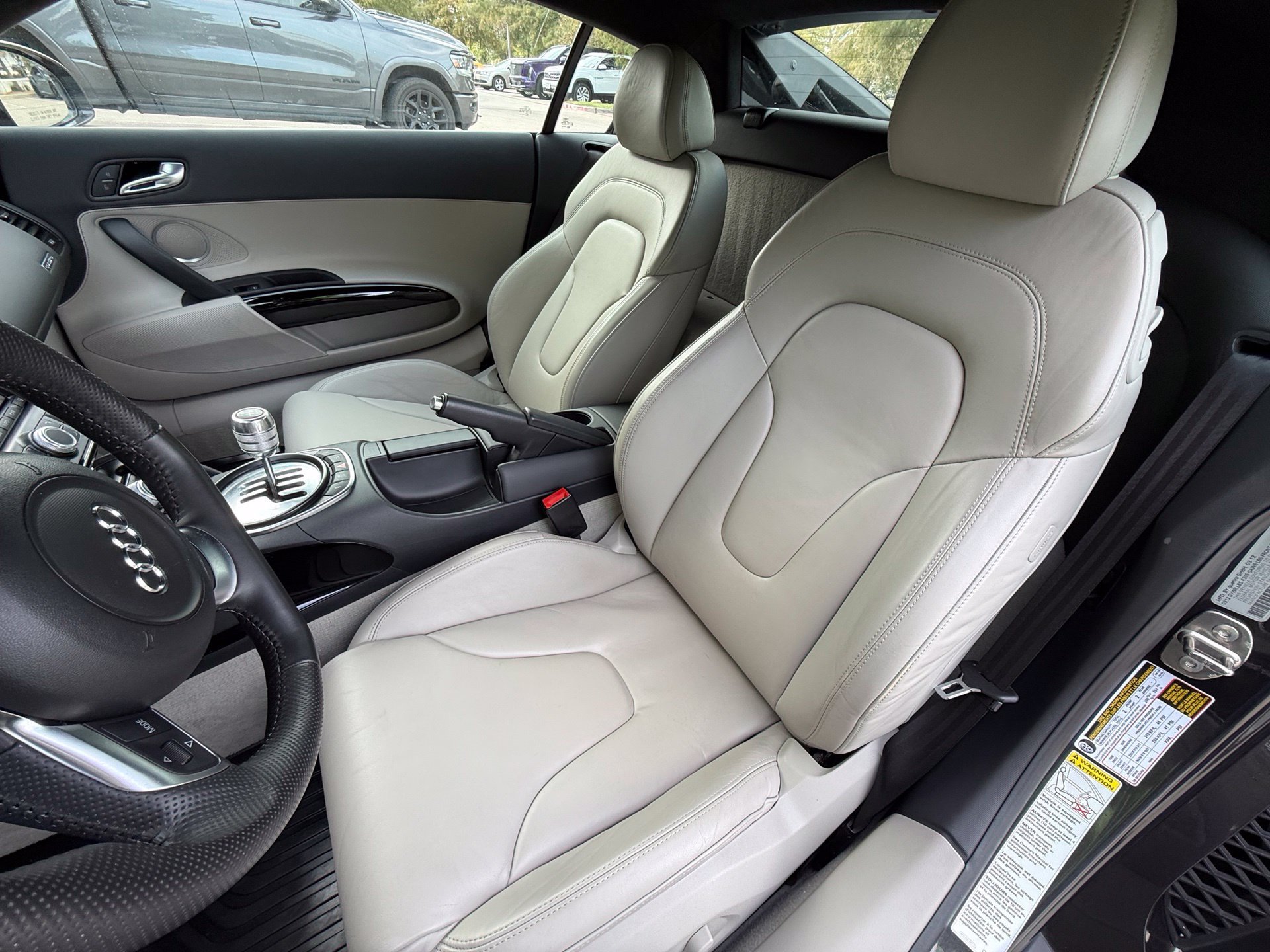 Used 2012 Audi R8 V10 AWD/4WD image 16