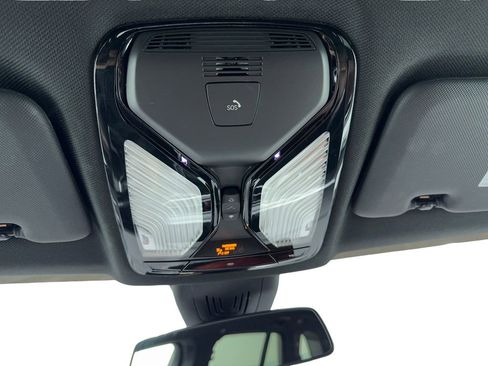 Used 2023 BMW X5 sDrive40i w/ Parking Assistance Package image 34