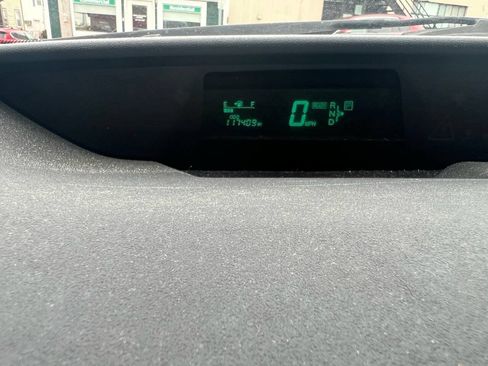 Used 2005 Toyota Prius FWD image 13