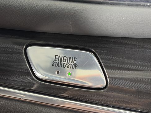 Used 2024 Buick Enclave Essence w/ Experience Buick Package AWD/4WD image 27