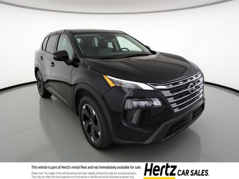 Used 2025 Nissan Rogue SV image 1