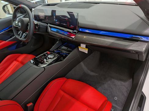New 2027 BMW M5 w/ Carbon Package AWD/4WD image 37