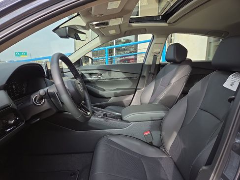 New 2026 Honda Accord EX-L image 10