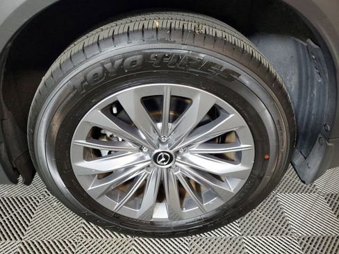 Certified 2024 MAZDA CX-90 Plug-In Hybrid w/ Preferred AWD/4WD image 11