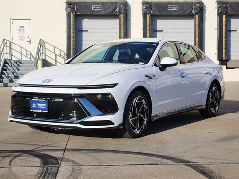 New 2026 Hyundai Sonata SEL image 2