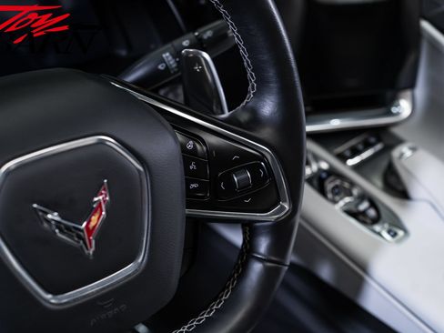 Used 2022 Chevrolet Corvette Stingray Preferred Conv w/ Z51 Performance Package RWD image 37