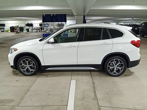 Used 2019 BMW X1 xDrive28i w/ Convenience Package AWD/4WD image 9