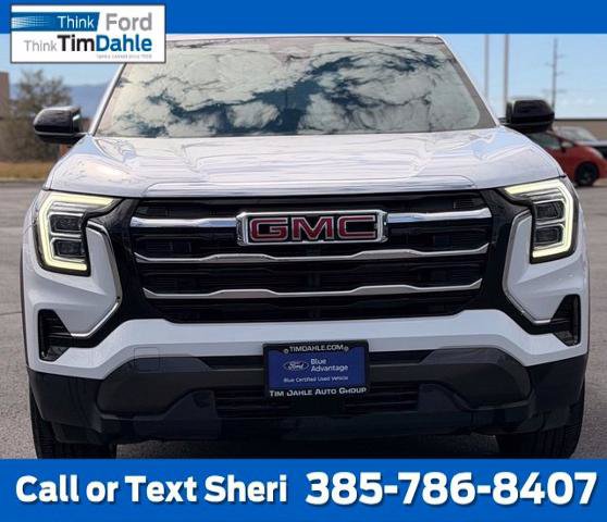 Used 2025 GMC Terrain Elevation AWD/4WD image 1