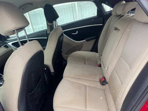 Used 2013 Hyundai Elantra GT w/ Touch & Go Pkg image 14