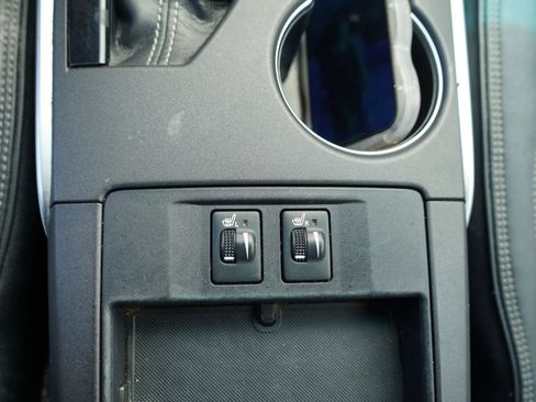 Used 2016 Toyota Camry XLE FWD image 13