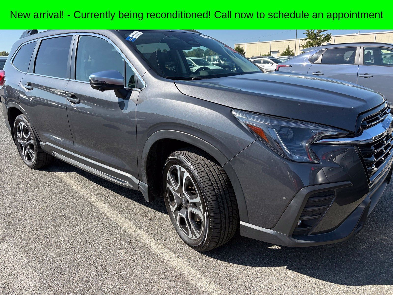 Used 2023 Subaru Ascent Limited w/ Technology Package AWD/4WD image 1