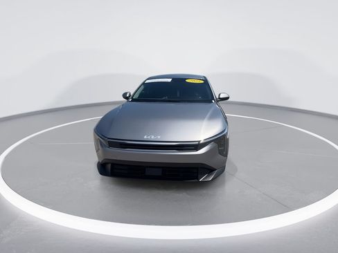 Certified 2025 Kia K4 FWD image 3