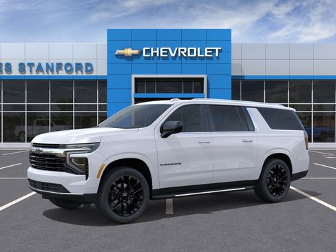 New 2026 Chevrolet Suburban LS AWD/4WD image 2