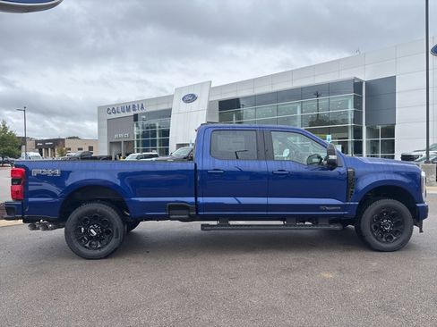 New 2026 Ford F250 Lariat w/ Black Appearance Package image 11