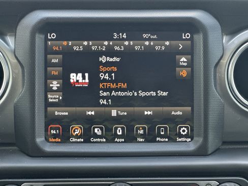 Used 2021 Jeep Gladiator Overland AWD/4WD image 27