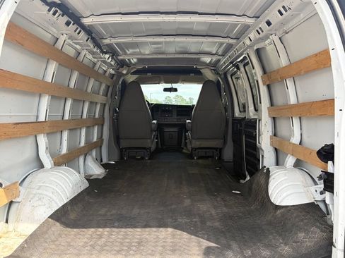 Used 2021 Chevrolet Express 2500 w/ Driver Convenience Package RWD image 35