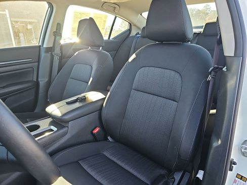 Used 2025 Nissan Altima 2.5 S image 20