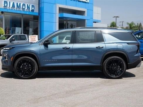 New 2026 Chevrolet Traverse LT w/ Driver Confidence Package image 7