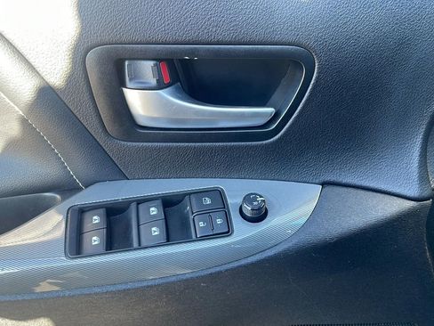 Used 2016 Toyota Sienna SE Premium image 20