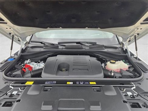 New 2026 Land Rover Range Rover Sport Dynamic SE image 17