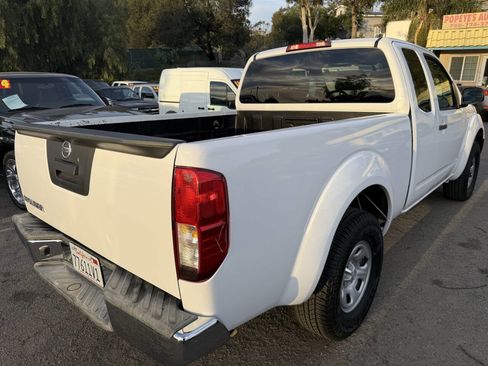 Used 2015 Nissan Frontier S w/ S Preferred Package image 5