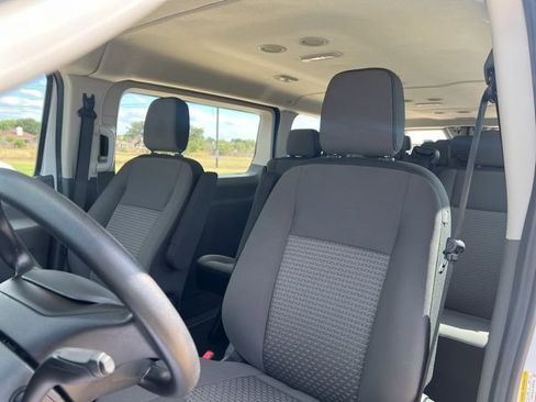 Used 2024 Ford Transit 350 XLT RWD image 11