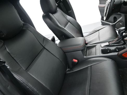 Used 2024 Nissan Frontier PRO-4X w/ Pro Convenience Package image 11