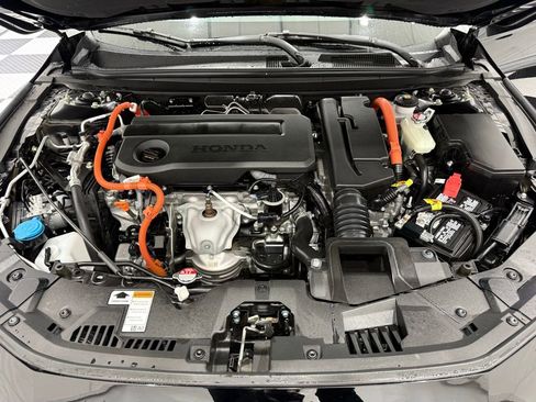 Used 2024 Honda Accord Sport image 9