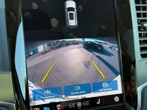 Certified 2023 Volvo XC90 B6 Core w/ Climate Package image 21