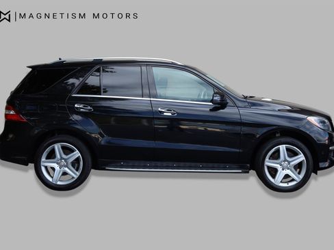Used 2013 Mercedes-Benz ML 550 4MATIC image 3