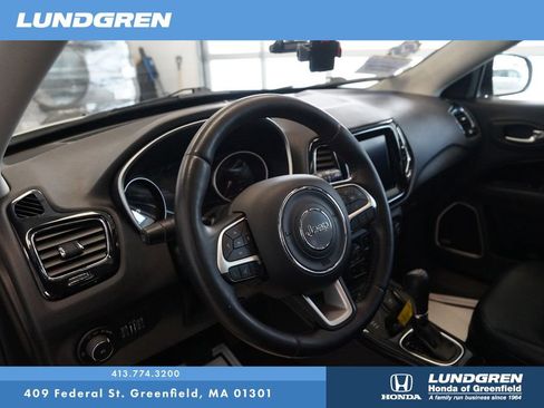 Used 2018 Jeep Compass Limited w/ Navigation Group image 12