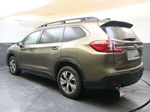 Certified 2024 Subaru Ascent Premium w/ Convenience Package image 3