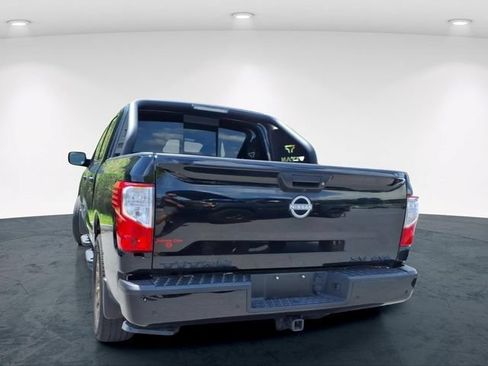 Used 2024 Nissan Titan SV w/ SV Bronze Edition Package AWD/4WD image 18