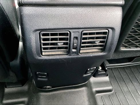 Certified 2016 Toyota 4Runner Limited AWD/4WD image 12