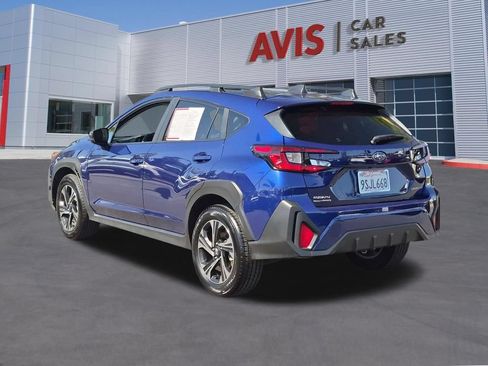 Used 2025 Subaru Crosstrek 2.5i Premium AWD/4WD image 9